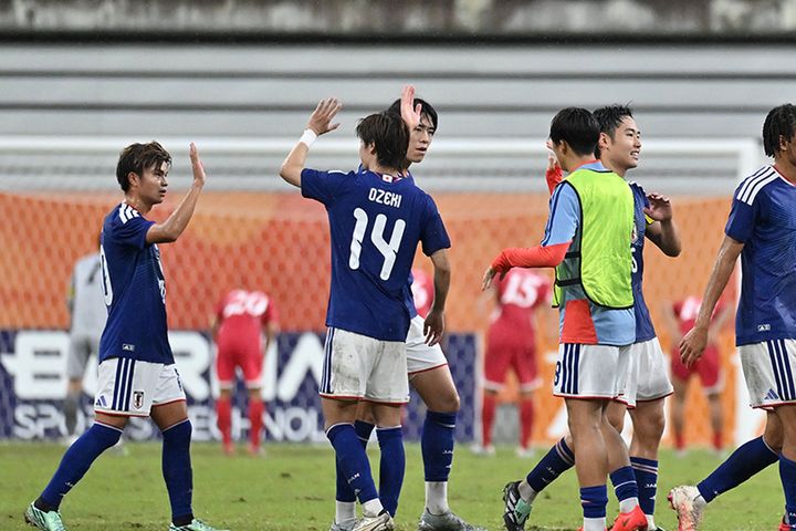 サッカー男子準々決勝・日本－北朝鮮。北朝鮮に勝ち喜ぶ日本＝26日、愛知・豊田スタジアム（撮影：2026年09月26日、時事）