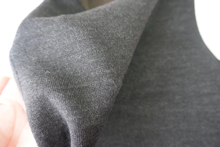 【UNIQLO U】ユニクロコラボ10周年！ダブルフェイスニットワンピース 4,990円_5