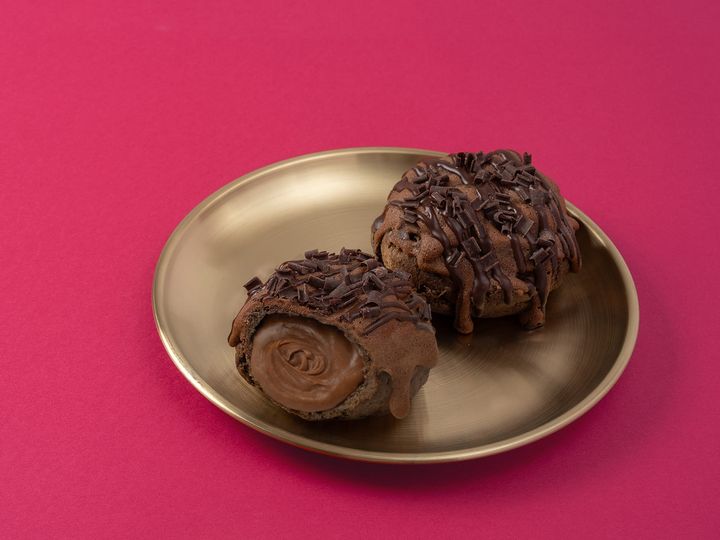 ショコラ ラングドシャシューの生地イメージ（画像出典：ビアードパパ）