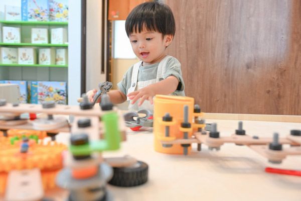 【静岡県富士市】モデルハウスを改装、家のような感覚で楽しめる子ども向け施設「01PARKふじ」オープン