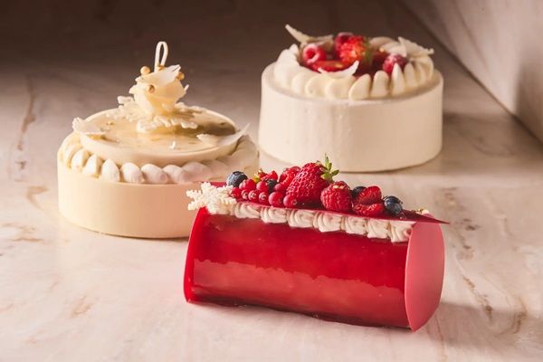 フォーシーズンズホテル京都が、クリスマスケーキやシュトーレンなどの予約受付を開始