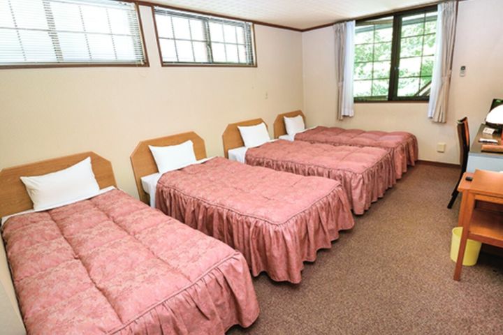 【レッドバロン会員専用】屋内二輪ガレージ＆中房温泉露天！長野「カイザーベルク穂高」