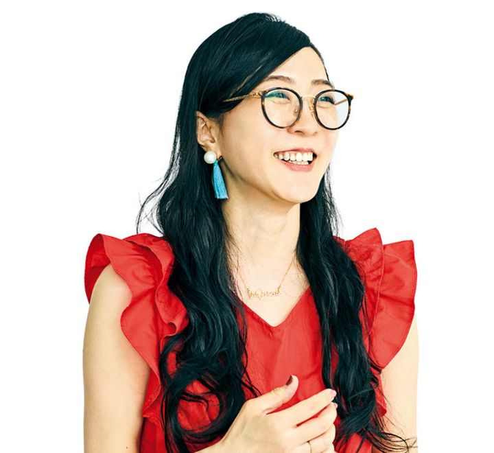藤野翠さん／フリーランスの日本語教師。夫の仕事の都合でドバイに駐在した経験が。小学校3年生と5年生、二児の母。自分なりに株式投資にも挑戦中。