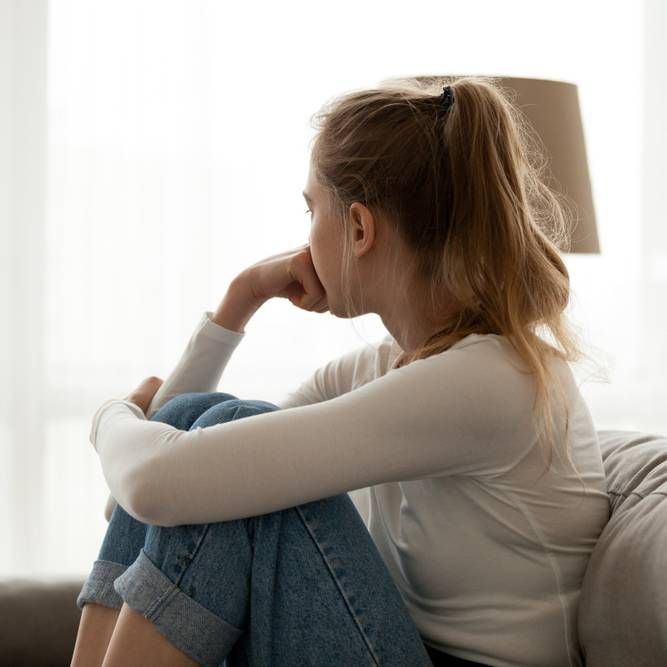 女性