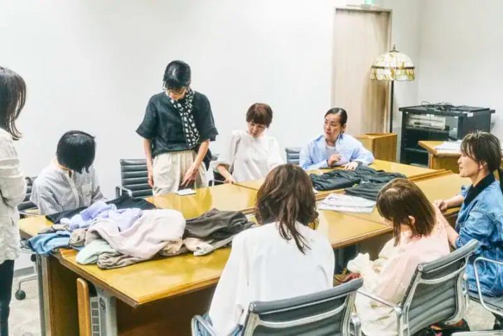 『大人のおしゃれ手帖』編集長＆ミモザ会02