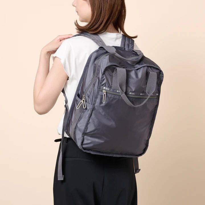 レスポートサック CR URBAN BACKPACK サイズ感 着用画像