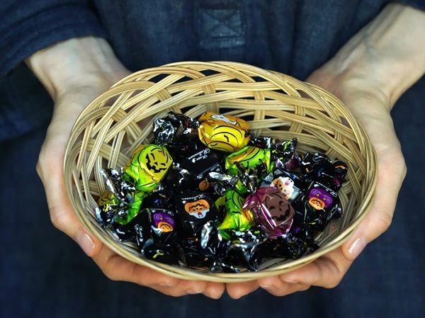 【山梨県北杜市】「萌木の村ハロウィンマンス2026」開催！お菓子のプレゼントやスペシャルランチも