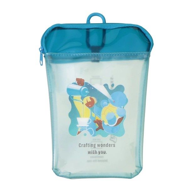 「Pokemon + STARBUCKS カップシェイプ PVCポーチ ゼニガメ」(2200円) (C)Pokemon. (C)Nintendo／Creatures Inc.／GAME FREAK inc.