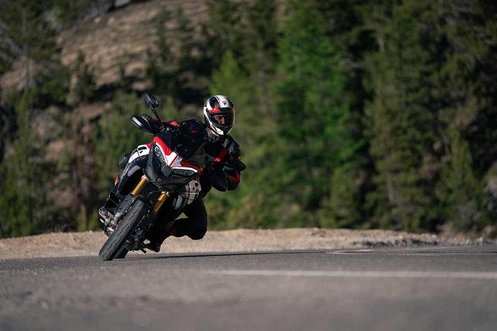 Multistrada V4 Pikes Peak