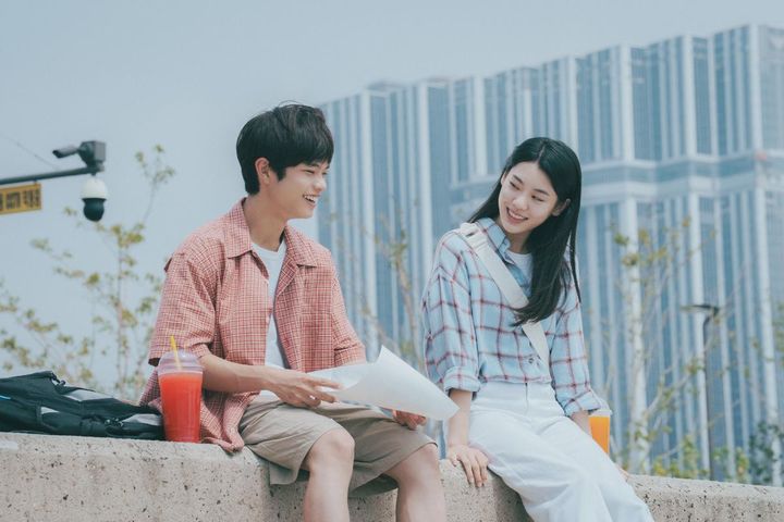 映画『３ミリの恋』場面写真 （C）2026「３ミリの恋」製作委員会 width=