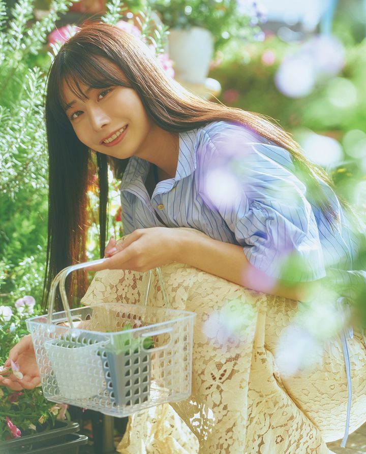 『旬撮GIRL Vol.32』（扶桑社）より鈴木優香 撮影／岡本武志 ヘアメイク／山下景子 スタイリング／和田千星 width=