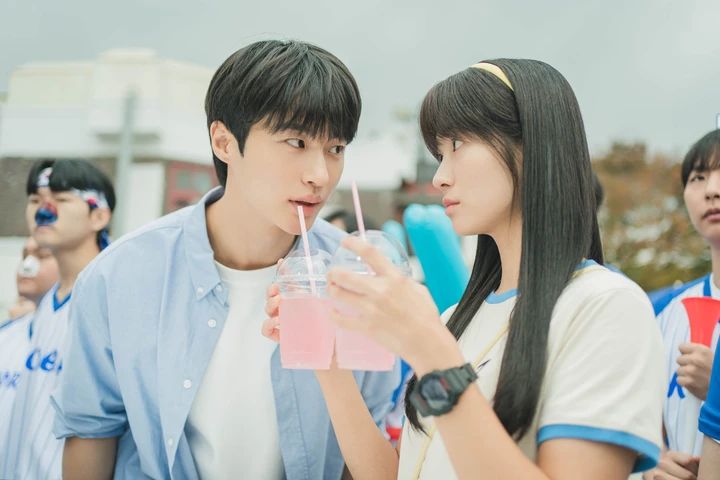 ソンジェ背負って走れ ソルとソンジェ２ショット