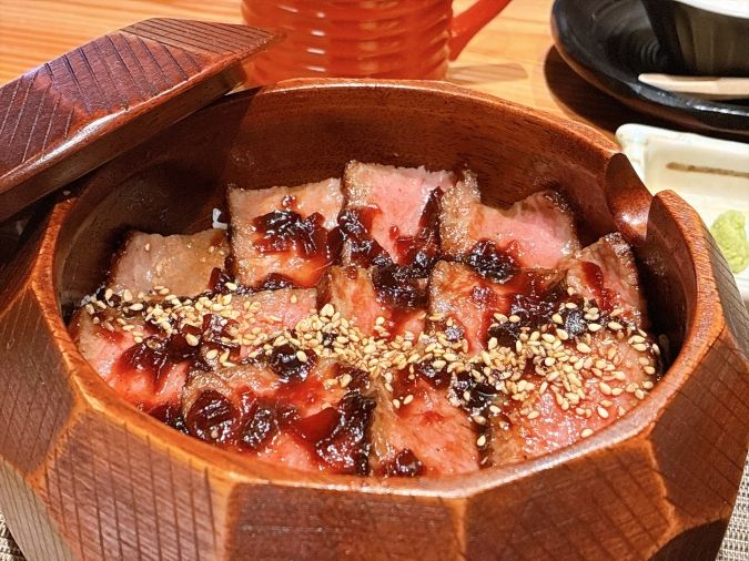 うなぎ竹栄 和牛ひつまぶし