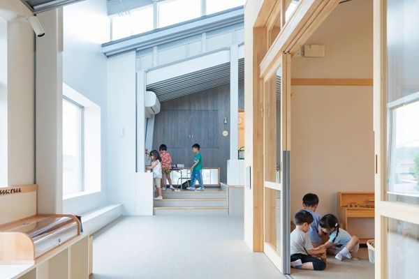 らららこども園の新園舎がキッズデザイン賞で新価値創出賞を受賞！地域に開かれた園舎