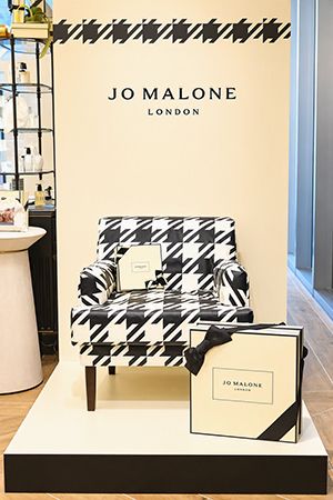 ドッグフレンドリーのジョー マローン ロンドン 代官山に愛犬用フォトブースが登場