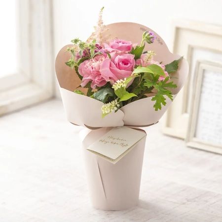 JR品川駅構内に、無人決済ポップアップストアが登場！生花や鉄道グッズを販売