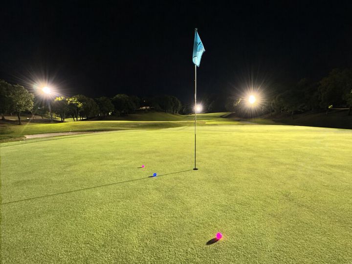 暑さが厳しい夏ゴルフにオススメ！″夜ゴルフ”始めてみない？