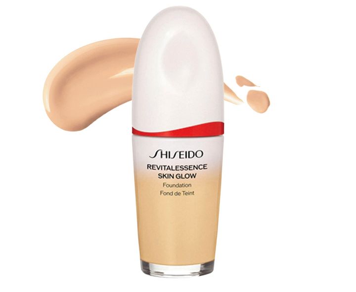 SHISEIDO エッセンス スキングロウ ファンデーション（SPF30・PA+++） 30mL ¥7,590（SHISEIDO）