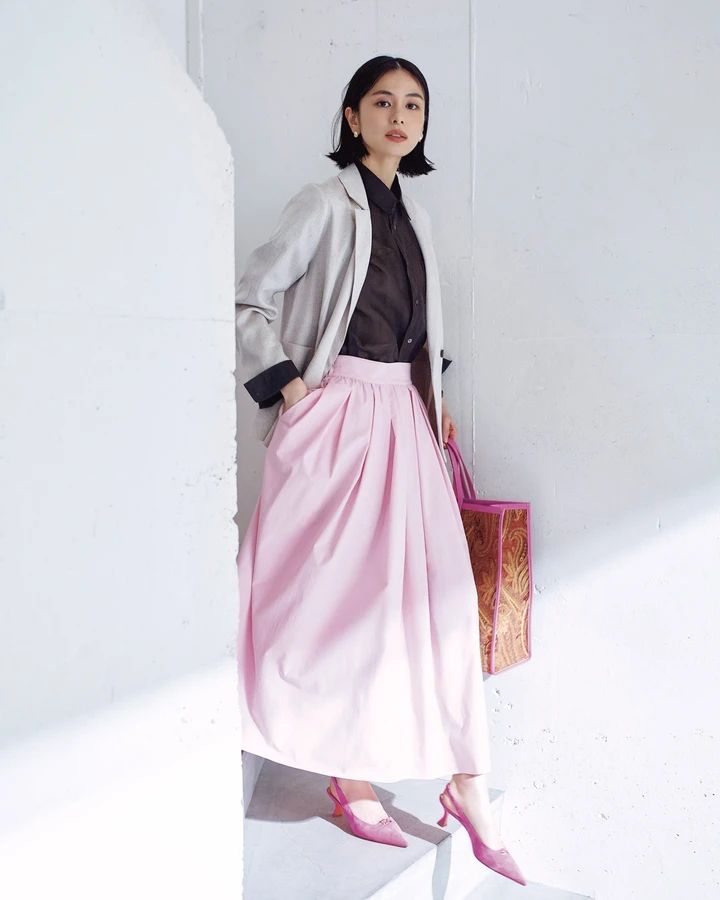 佐藤晴美 ジャケットコーデ