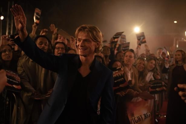 【写真を見る】「人生を取り戻したい」と切に願うマットの姿をとらえたファイナル予告が到着 [c] DC Studios. All Rights Reserved