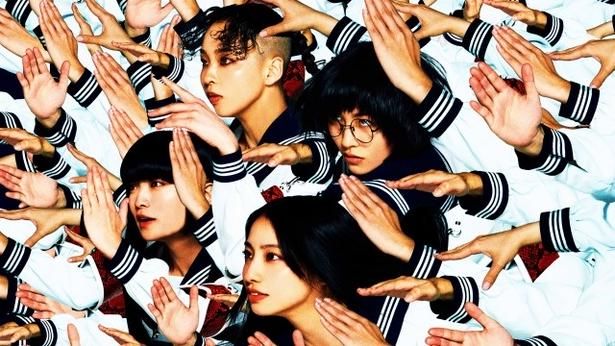 【写真を見る】主題歌は新しい学校のリーダーズによるカバー曲「見上げてごらん夜の星を」 [c]2026映画「星の教室」製作委員会
