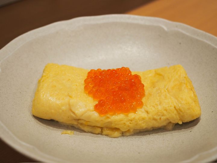 いくらがのっただし巻き玉子