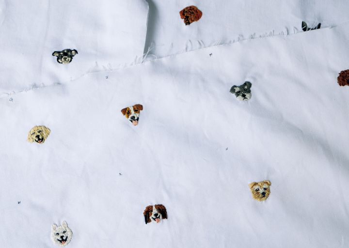 『ブルータス』用に刺繡した犬