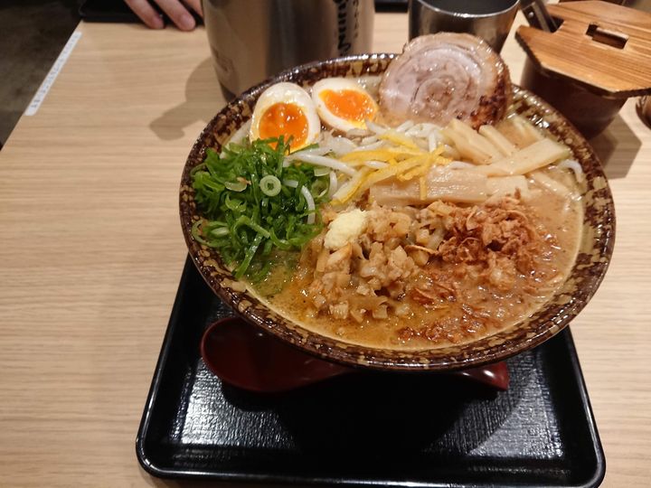 慣れない新生活の疲れを癒やしてくれた！すっきり奥深い感動の味噌ラーメン