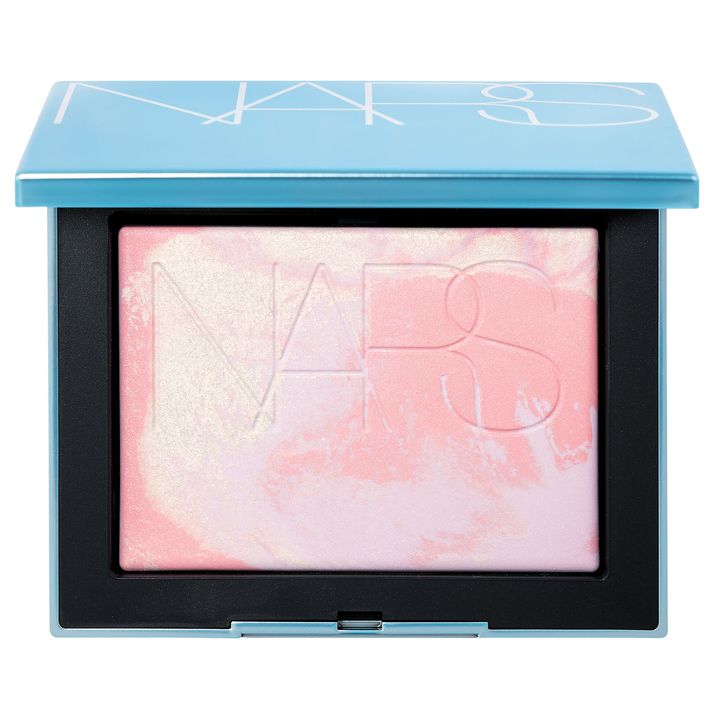 NARS ライトリフレクティング プリズマティックパウダー プレスト 06053