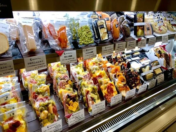 食品ロスから生まれた「タマネギぐるりこ」の新商品！オニオンバター＆アヒージョ発売