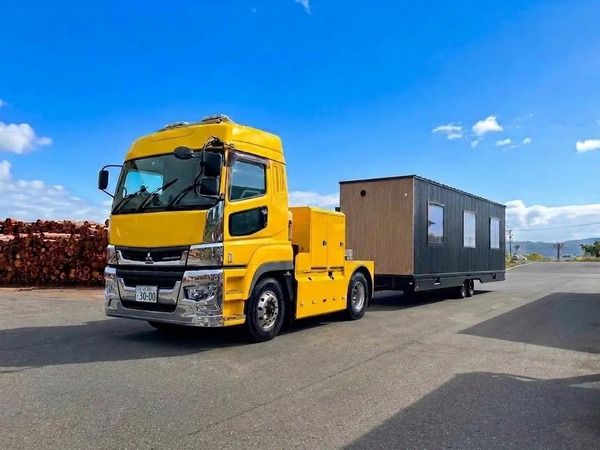 Mobitectが、トレーラーハウス(福岡県産木材仕様)を伊万里木材市場 大分営業所に納品