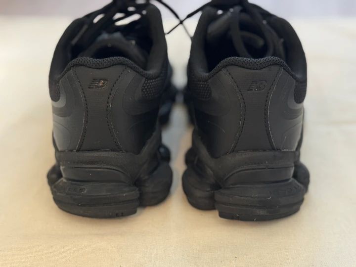 New Balance ABZORB 2000のバック部分