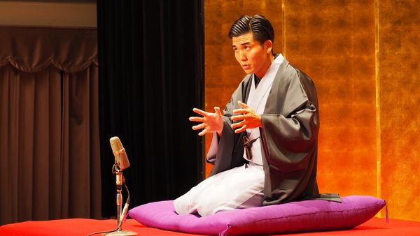 【神奈川県横浜市】子どもも大人も楽しめる、桂鷹治さんと春風亭かけ橋さんによる若手落語会を開催！