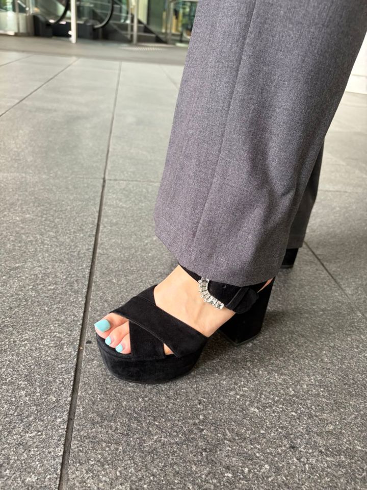 野口さんシューズ