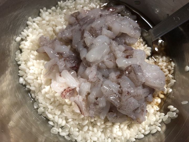 今夜は贅沢に海鮮を楽しんじゃおう！イカとアジを堪能【天然魚クエスト】