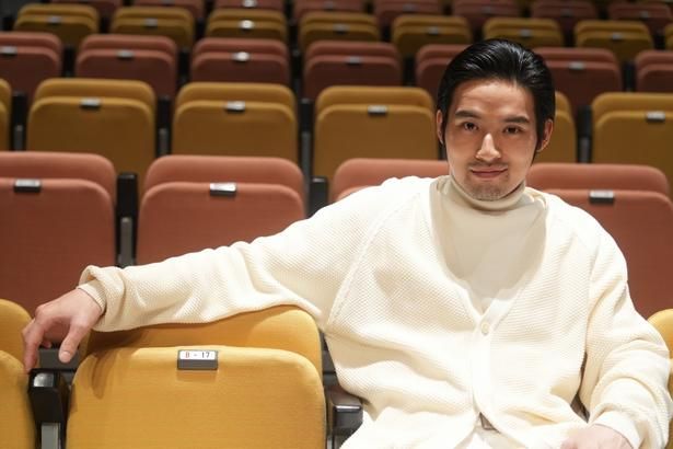 【写真を見る】本作での怪演に注目が集まっている水上恒司 [c]鴻池留衣／文藝春秋 ／2026「本当にあった話（の話）」製作委員会