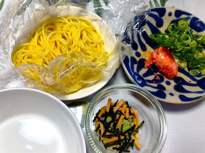 作り置き冷凍パスタを使って！爆速！めちゃ簡単！焼き辛子明太子のお茶漬け風スパゲティー！