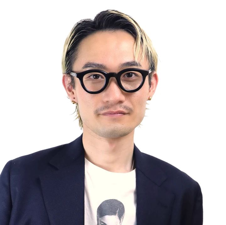 【2026年】大人女子「前髪ありショートボブ」17選。夏のダメージをケアするヘアチェンジなら、前髪を”大人っぽく可愛く”する最旬スタイルを。_24