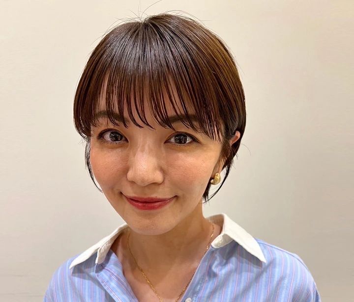 透け感ショートボブ 正面