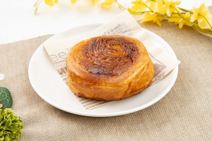 「お店で焼いた カリッじゅワッサン」のキービジュアル