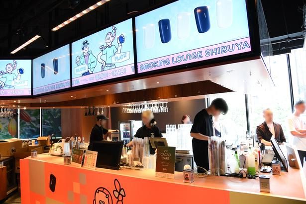 3階では「VIP CACAO CAFE」が営業中 撮影：ソムタム田井