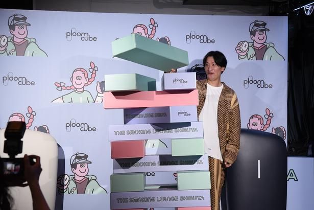 「B!G CUBE TOWER」に挑戦中の山添寛さん 撮影：ソムタム田井