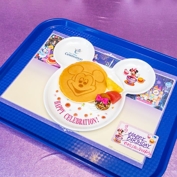 東京ディズニーセレブレーションホテル「セレブレーションプレート＆セレブレーションカード」