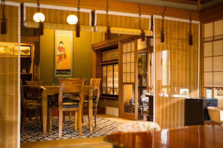 「小休止 のうか」内観