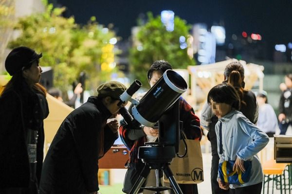 線路をまたぐビルで沿線グルメと星空観望！「ダイヤゲート池袋夜市」平日3日間開催