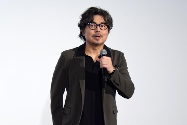 雨野役の小澤征悦 撮影：ソムタム田井