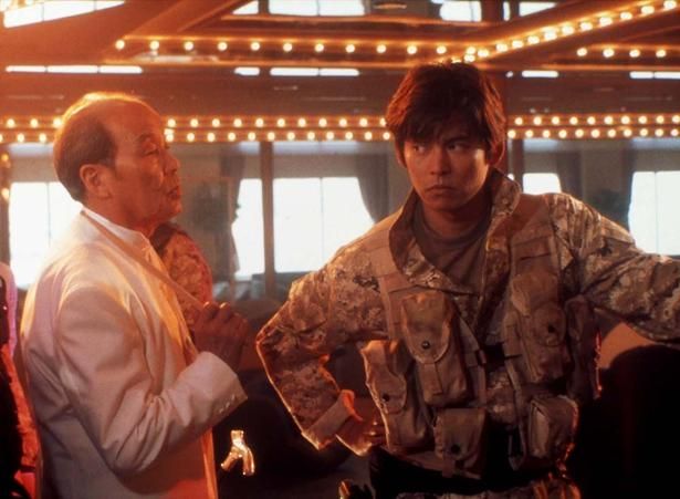 青島と和久さんの関係性は『セブン』がモチーフに(『踊る大捜査線 THE MOVIE2 レインボーブリッジを封鎖せよ！』) [c]2003フジテレビジョン アイ・エヌ・ピー