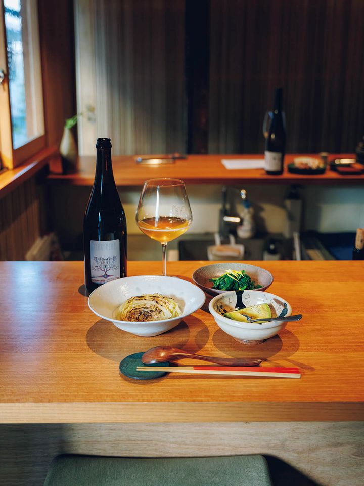 鹿児島〈名山堀梅屋〉オリーブオイルで味わうおでん3種、焼きキャベツ、アボカドエクストラバージン、春菊