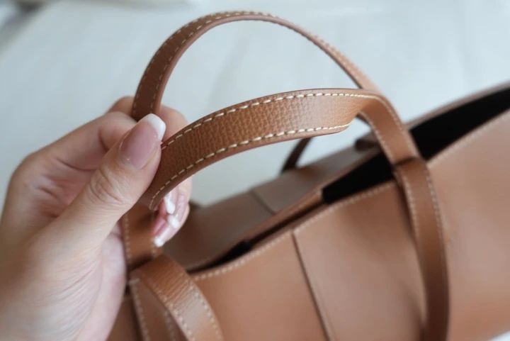 ポレーヌ「Cyme」の手持ちの部分