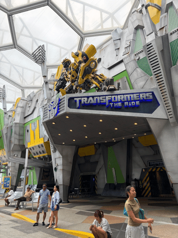 トランスフォーマー アトラクション入口